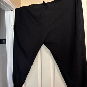 Mandala women’s black scrub pants joggers  size 5xl